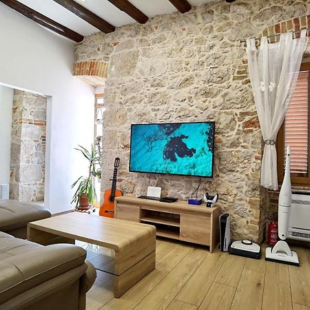Xy Suites - Design Apartments Sibenik Bagian luar foto
