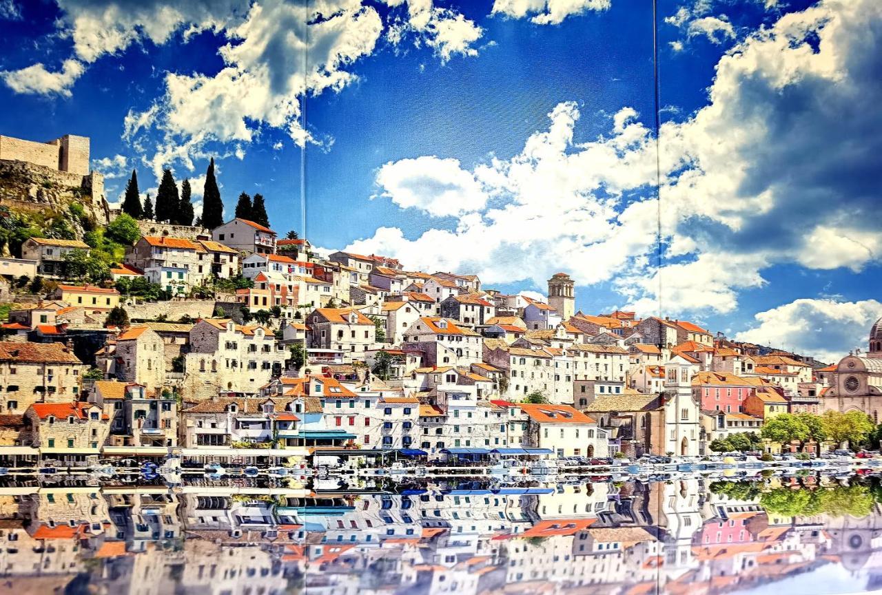 Xy Suites - Design Apartments Sibenik Bagian luar foto