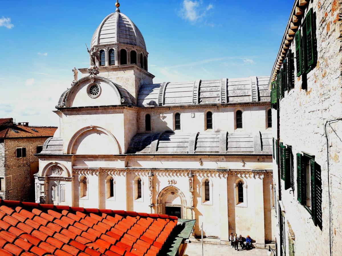 Xy Suites - Design Apartments Sibenik Bagian luar foto