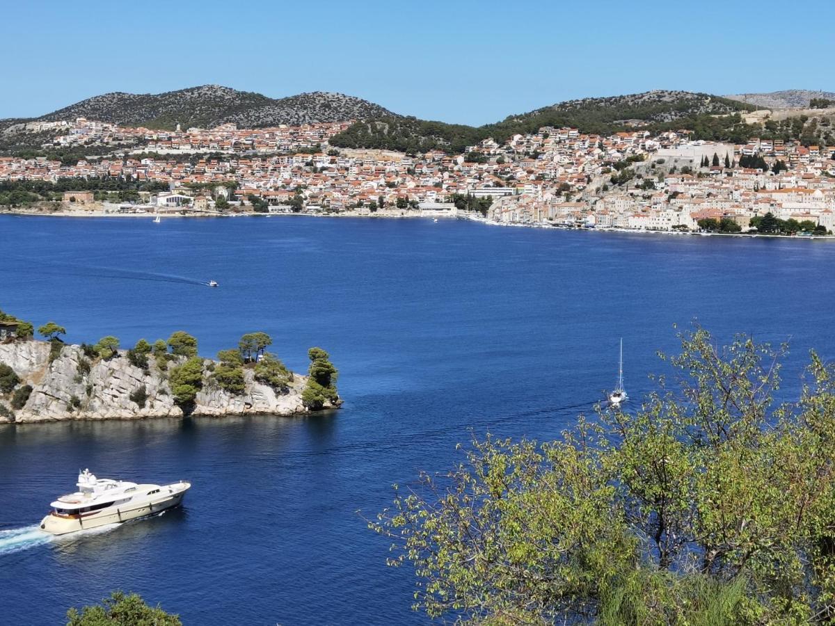 Xy Suites - Design Apartments Sibenik Bagian luar foto