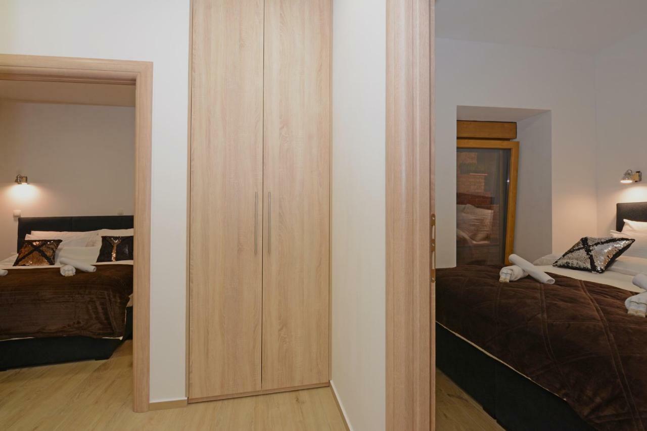 Xy Suites - Design Apartments Sibenik Bagian luar foto
